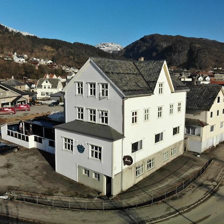 Grand Hotell Sauda Budget Екстериор снимка